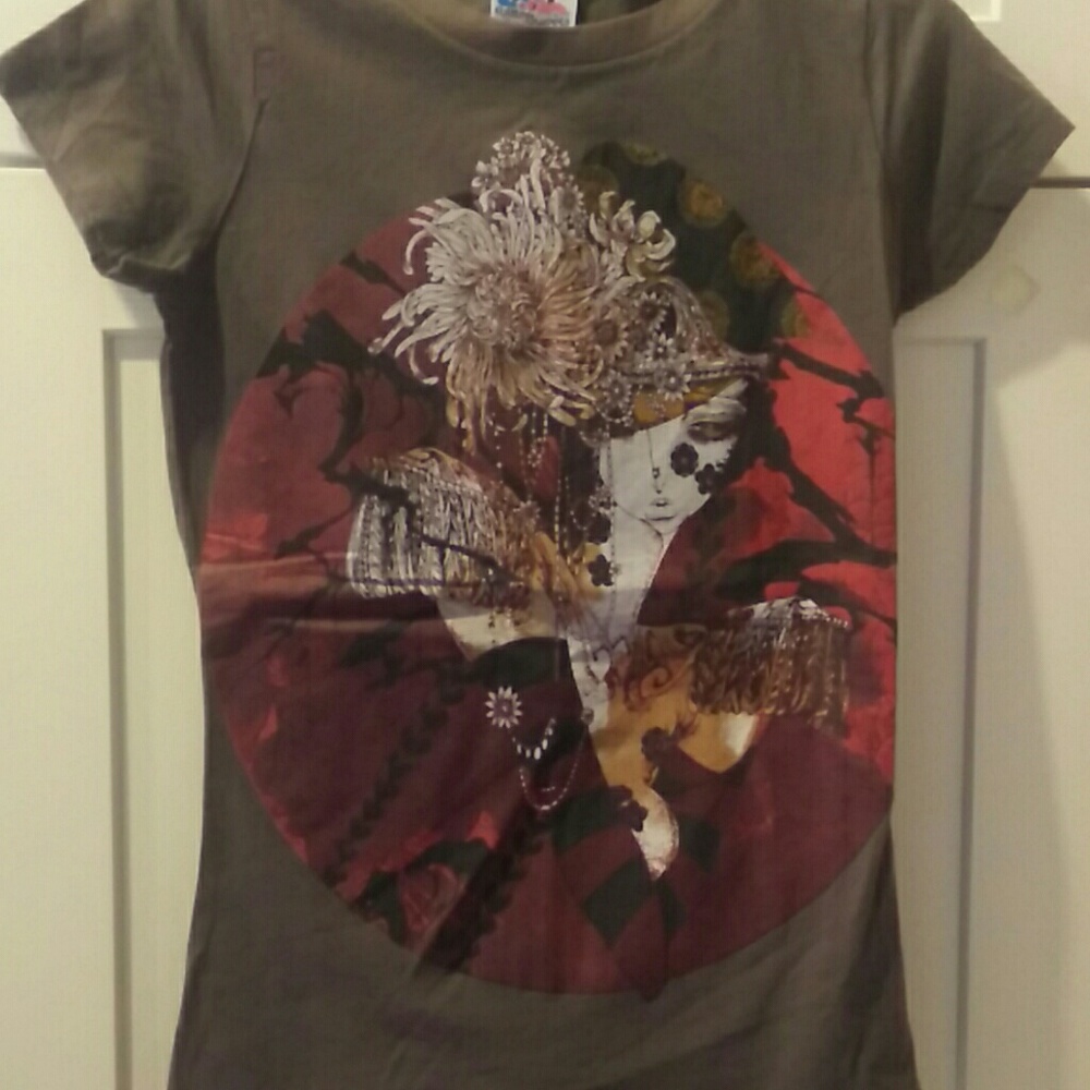 Bitter Sweet women's tee